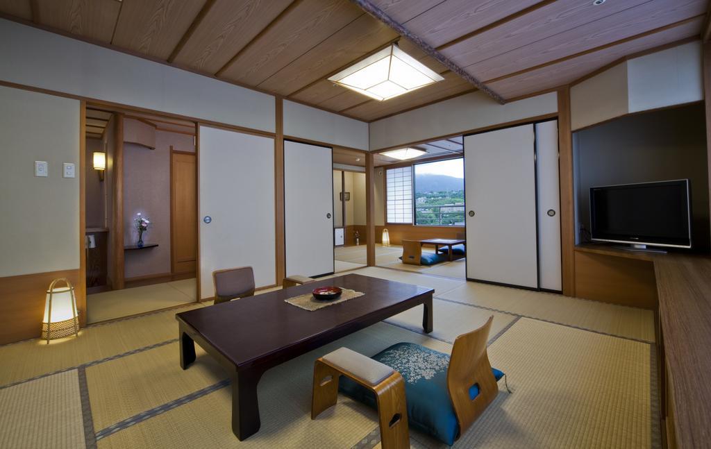 Kyo-Ohmi Hotel Shiga Kogen Værelse billede